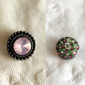 Snap charms